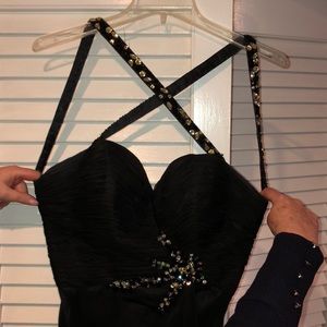 Dave & Johnny beautiful classic black prom dress!